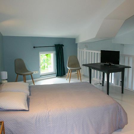 Gite De Catherine Saint-Christophe-des-Bardes Экстерьер фото